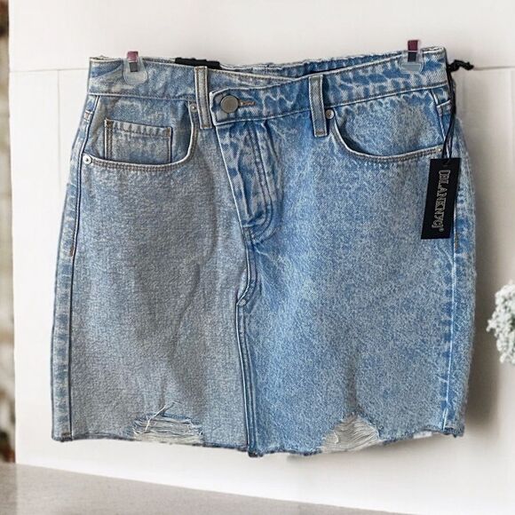 Blank NYC Overlap Fly Distressed Denim Skirt Two Tone Acid Wash Nice Try - Picture 3 of 6